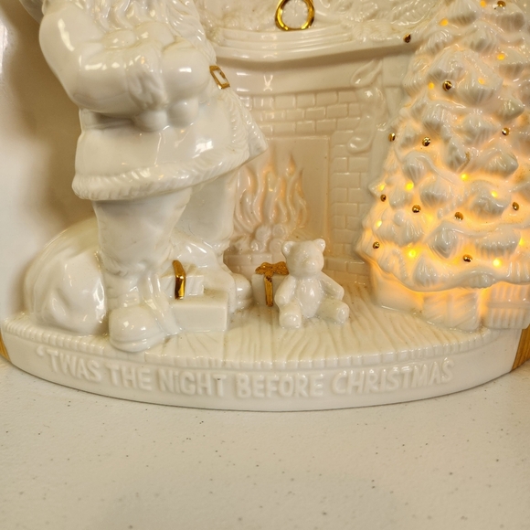 Santa Claus Christmas Eve Fireplace Light Up Lamp Vintage White Gold Decoration - Picture 4 of 12